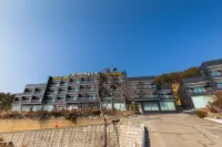 리츠캐슬리조트 골든베이 골프장&리조트 주변 호텔