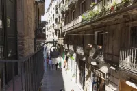 Stay U-Nique Apartments Boters Hotels in Nou Barris