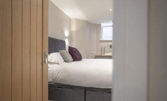 Ferndale s Hideaway - 1 Bedroom Spacious Apartment - Central Ambleside - Parking