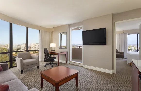 温哥華機場希爾頓酒店