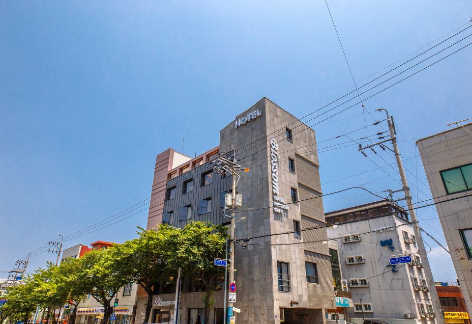 1. 여수 블라썸 호..
