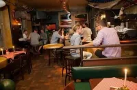 Hemingway`s Heidelberg Hostel - Quầy bar