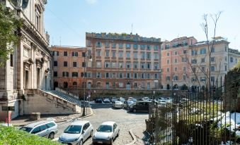 Foro Romano Luxury Suites