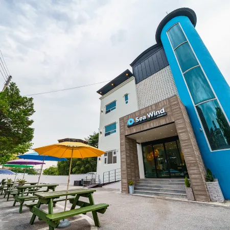 Gangneung Gyeongpodae Seawind Отели рядом с достопримечательностью «Павильон Кёнподэ»