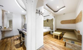 Born Hotel Cheongju