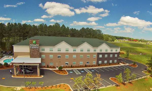 Holiday Inn Express Defuniak Springs by IHG