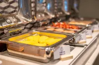 布蘭頓智選假日套房飯店 - 早餐