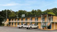 Budget Inn Top of Ellijay Отели в г. Восток Эллиджей