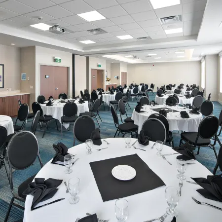 Holiday Inn Express & Suites HINTON by IHG