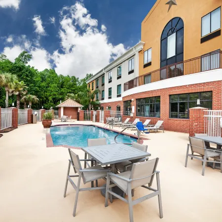Holiday Inn Express & Suites ORANGE by IHG