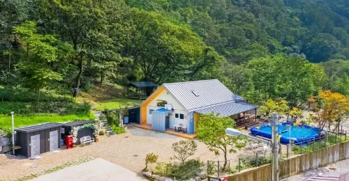Wanju Lago Pension Hotels in Wanju-gun