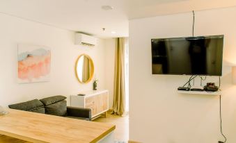 Modern and Homey 1Br Apartment at Tuscany Residences