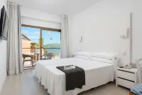 Hotel Atolon & Kaafu Beach Club Hotels in Cala Bona
