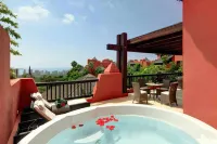 Asia Gardens Hotel & Thai Spa, a Royal Hideaway Hotel - Hot Tub