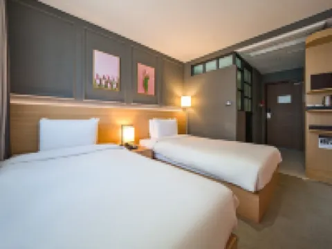 โฮเทล เวลลา สวีท ซูวอน โรงแรมในซูว็อน