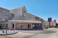 Comfort Suites DFW Airport
