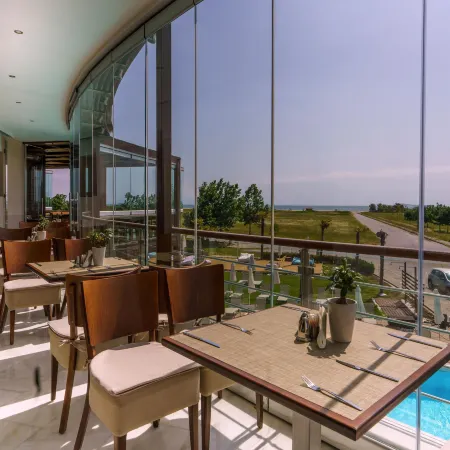 Cosmopolitan Hotel & Spa