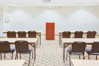 Microtel Inn & Suites by Wyndham Saraland/North Mobile Hotels in Saraland