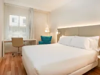 NH Bilbao Deusto Hotels near Deusto
