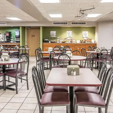 Sleep Inn & Suites Conference Center and Water Park