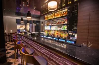 Home Suites Boutique Hotel Freetown - Quầy bar