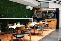 Pocitos Plaza Hotel - Breakfast