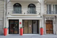 Westside Arc de Triomphe Hotel Hotels near Cathedrale Saint Alexandre Nevsky