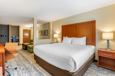Comfort Inn & Suites West des Moines Hôtels à : Waukee