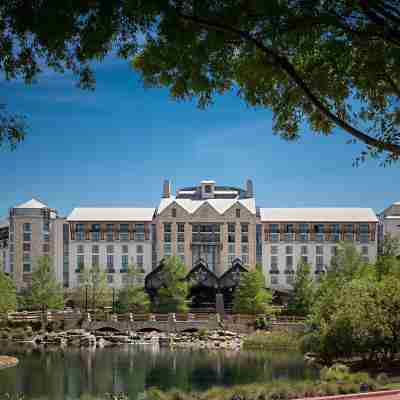 Gaylord Texan Resort & Convention Center Hotel Exterior