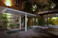 Albergo Celide Hotels near Via Fillungo