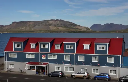 Kirkjufell Hotel by Snæfellsnes Peninsula West Iceland - Grundarfjordur