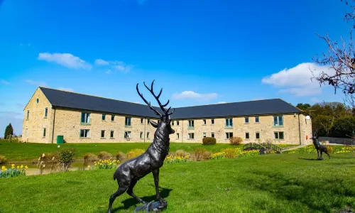 Peak Edge Hotel