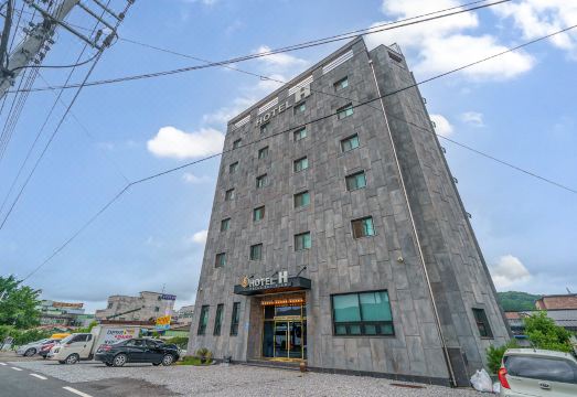 호텔 시설 비교 사진