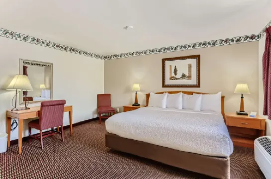 Baymont by Wyndham Loveland/Fort Collins Area