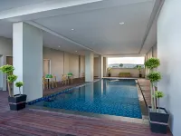 Arte Hotel Bandar Lampung - 泳池