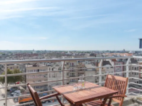 Skyview with Parking - balcony