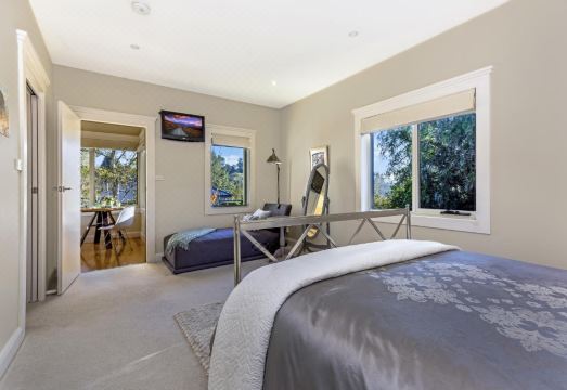 Topiary Haven - Housity