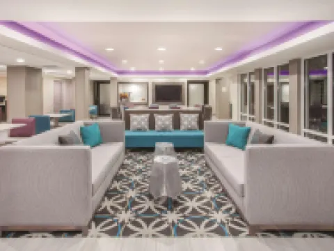 La Quinta Inn & Suites by Wyndham Effingham Hotels in Effingham