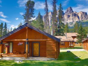 Castle Mountain Chalets