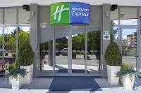 Holiday Inn Express Parma Hotels near Ennio Tardini Stadium