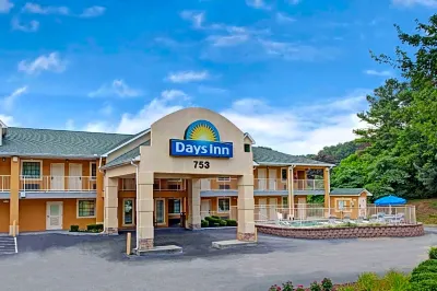 Days Inn by Wyndham Marietta White Water Hotel di Marietta