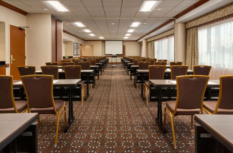Hampton Inn by Hilton Denver West Federal Center photo 4