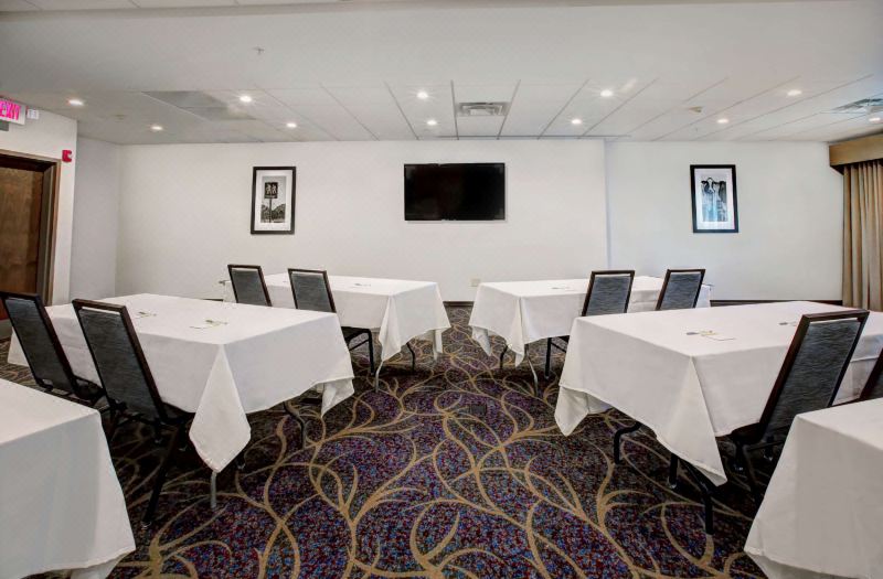 Hampton Inn & Suites Baltimore/Aberdeen photo 5