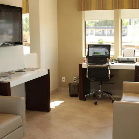 Super 8 by Wyndham Montrose