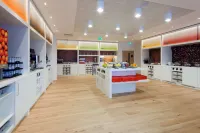 Hampton by Hilton London Gatwick Airport - breakfast