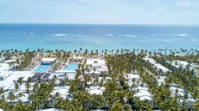 巴姆布全包式悦宜灣酒店