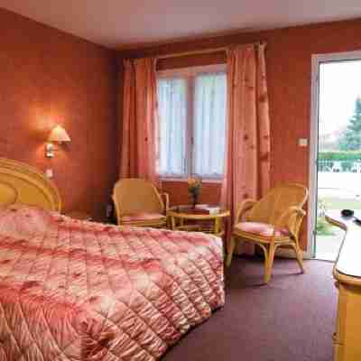 Hôtel Du Pont Neuf SA Rooms
