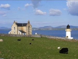 Quaint and Quirky Cottage in Port Ellen