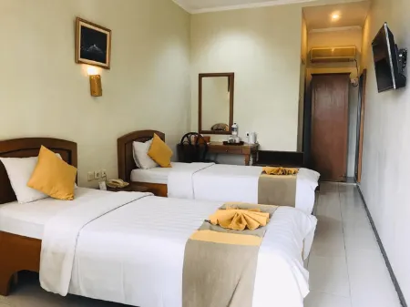 Hotel Catur Putra