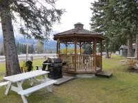 Rundle Chalets